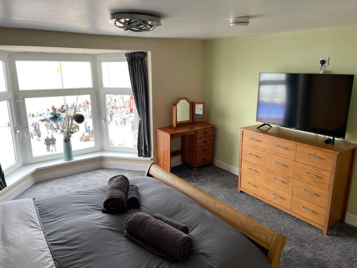 Harbour View Holiday Let - Entire 3 Bedroom Maisonette With Spectacular Harbour And Sea Front Views Sleeps 5 Бридлінгтон Екстер'єр фото